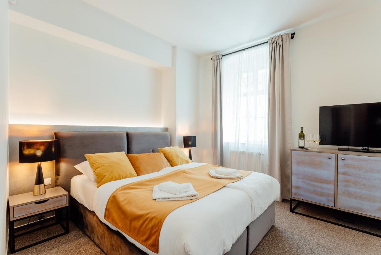 Hotel Glaus Banská Štiavnica Exteriör bild